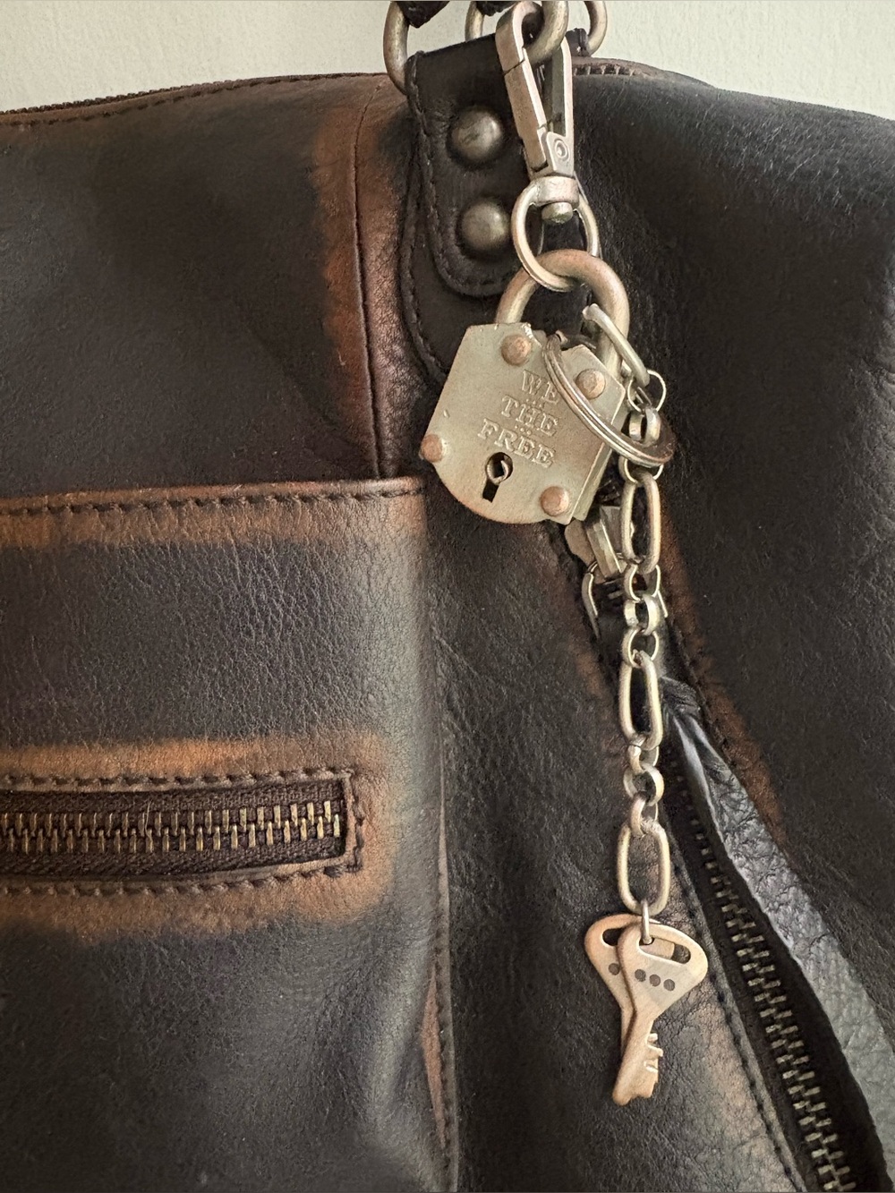 We the Free Lock Keychain 🔥 - Picture 10 of 15